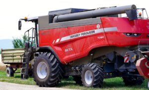 combine harvester, agriculture, agricultural machine, harvest, grain, combine harvester, combine harvester, combine harvester, combine harvester, combine harvester